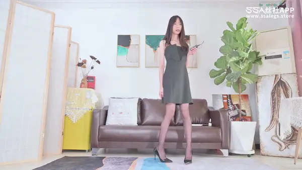 [SSA丝社] 评测 NO.168 伊霖 开箱中国品牌爱幻丝的极光系列点点款丝袜（下） 1
